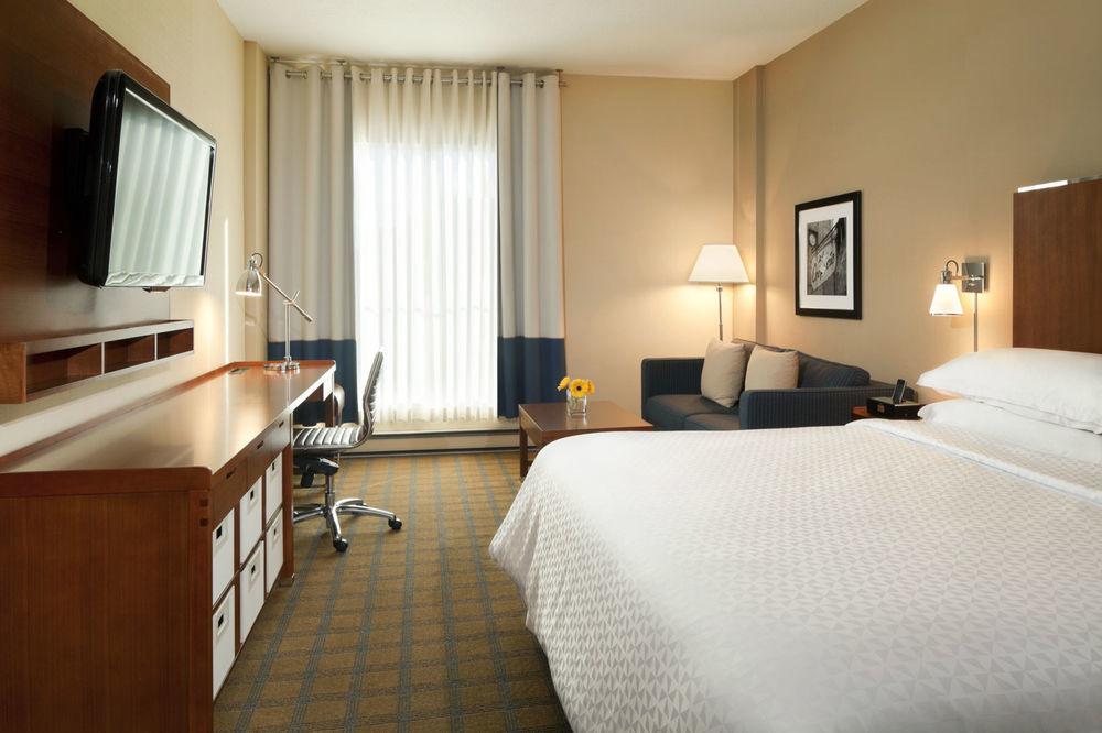 Four Points By Sheraton Hotel & Conference Centre Gatineau-Ottawa Екстериор снимка