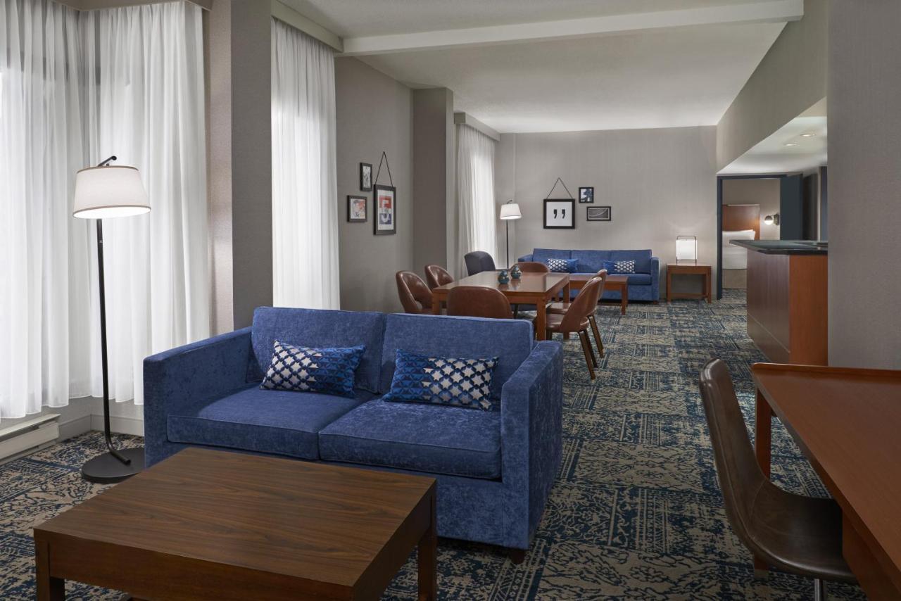 Four Points By Sheraton Hotel & Conference Centre Gatineau-Ottawa Екстериор снимка