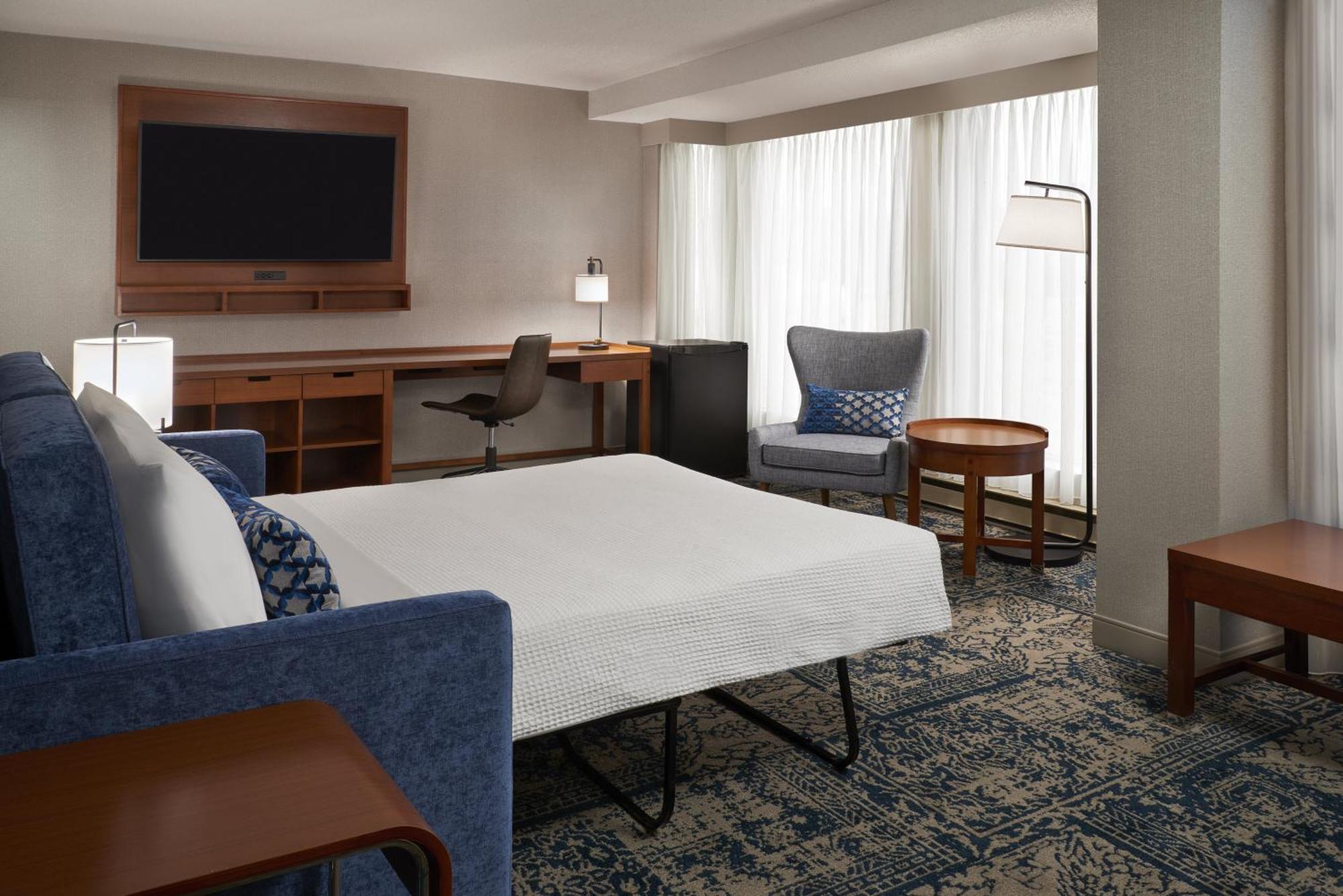 Four Points By Sheraton Hotel & Conference Centre Gatineau-Ottawa Екстериор снимка