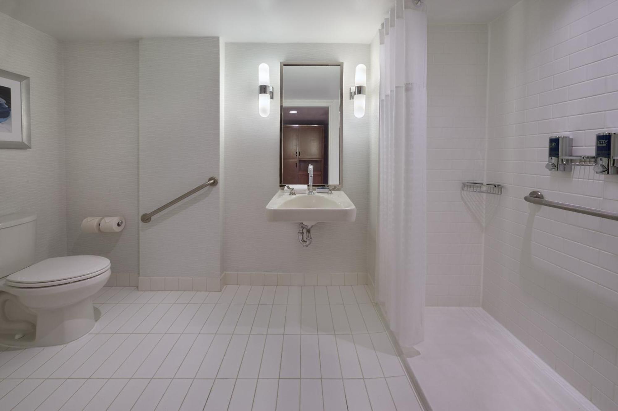 Four Points By Sheraton Hotel & Conference Centre Gatineau-Ottawa Екстериор снимка