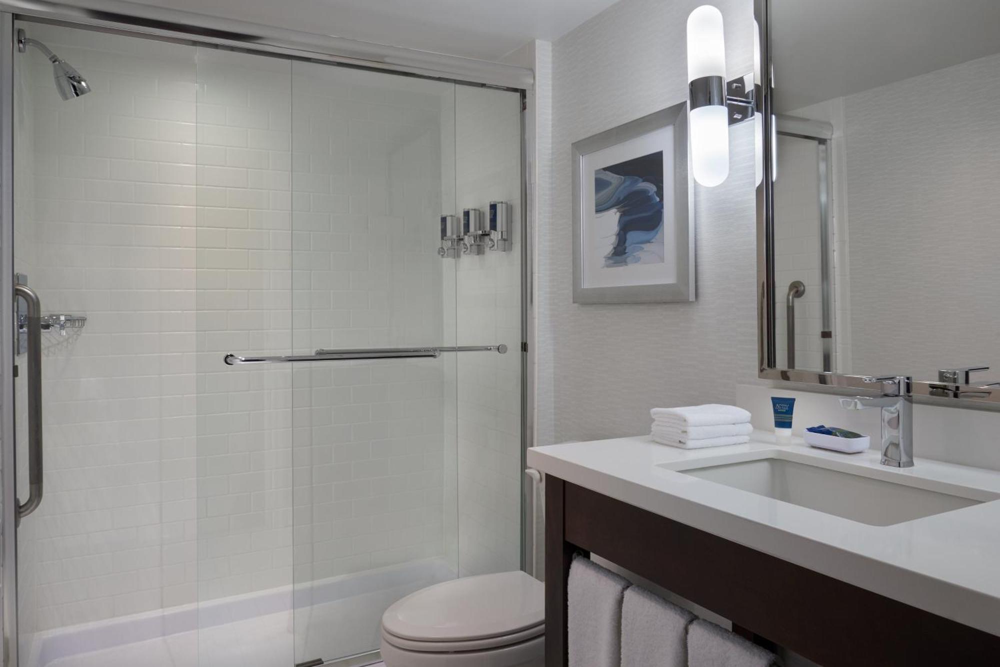 Four Points By Sheraton Hotel & Conference Centre Gatineau-Ottawa Екстериор снимка
