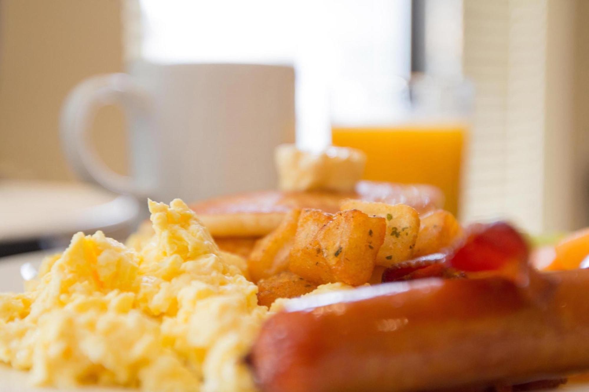 Four Points By Sheraton Hotel & Conference Centre Gatineau-Ottawa Екстериор снимка