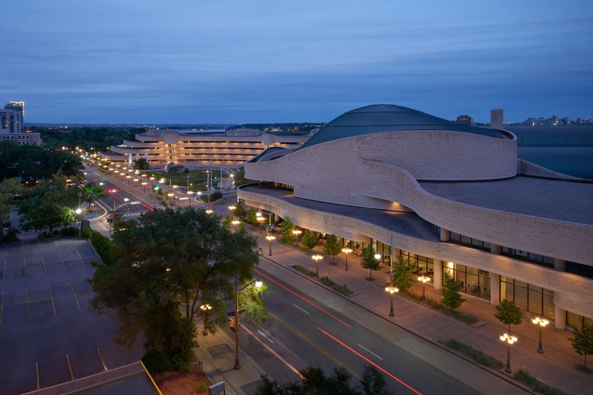 Four Points By Sheraton Hotel & Conference Centre Gatineau-Ottawa Екстериор снимка